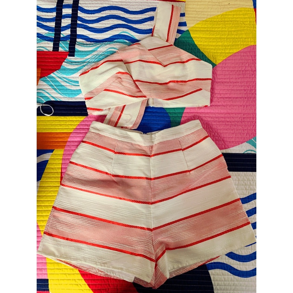 Two-piece set